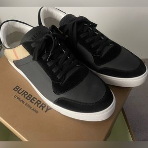 Mens size 16 burberry sneakers